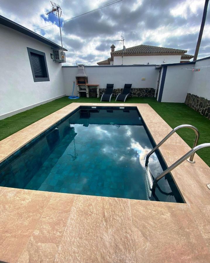 Loft Villalucia كونيل ذي لا فرونتيرا المظهر الخارجي الصورة